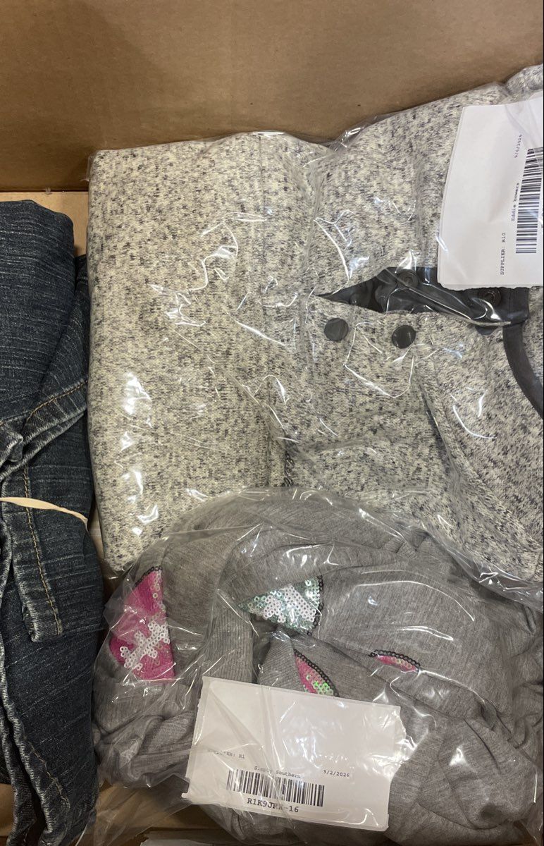 19lb Bulk Lot Assorted Reseller Clothing Men Women RL CK Carhartt UGG Talbots