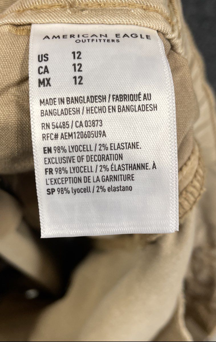 American Eagle Women's Khaki High Rise Stretch Pleated Shorts Size 12 NWT