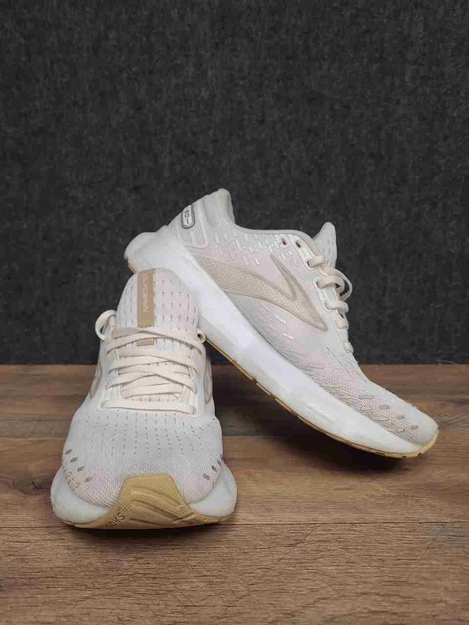 Brooks Glycerin 20 Cream Beige Neutral Cushioning Women's Running Shoes Size 10