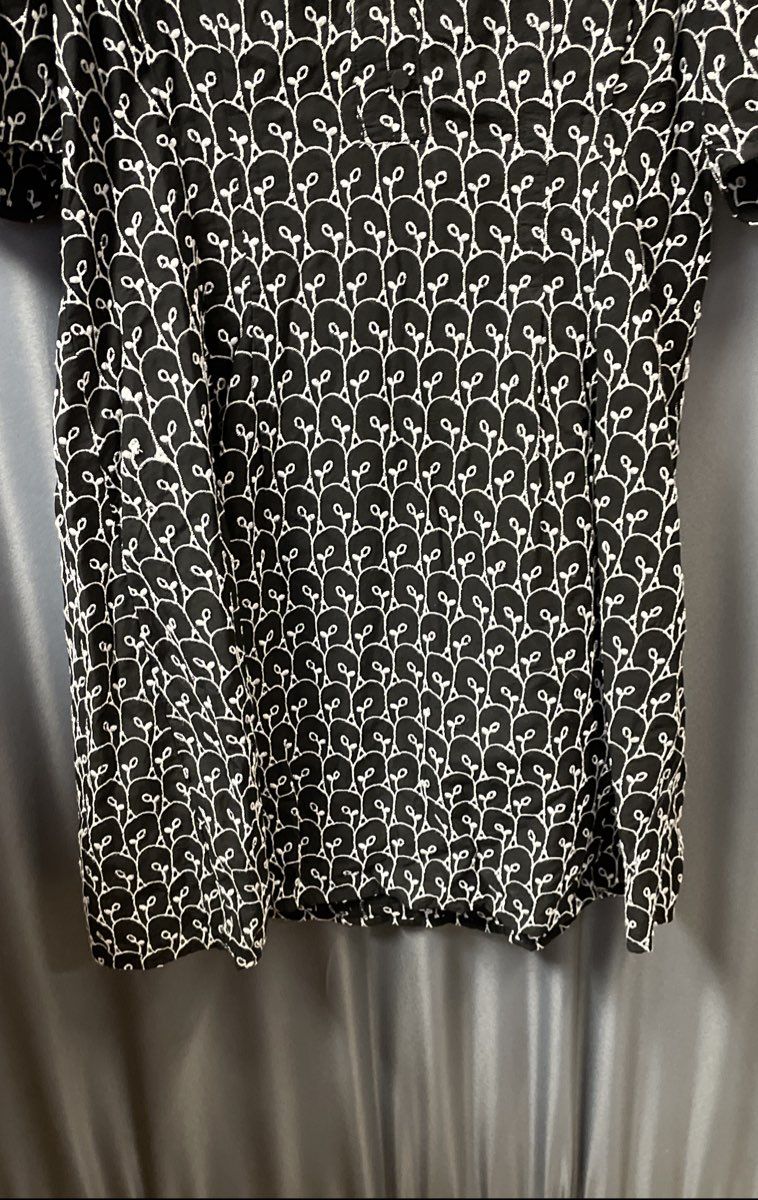 Loft Women's Black White Embroidered Short Puff Sleeve V-Neck Dress Sz 12 NWT