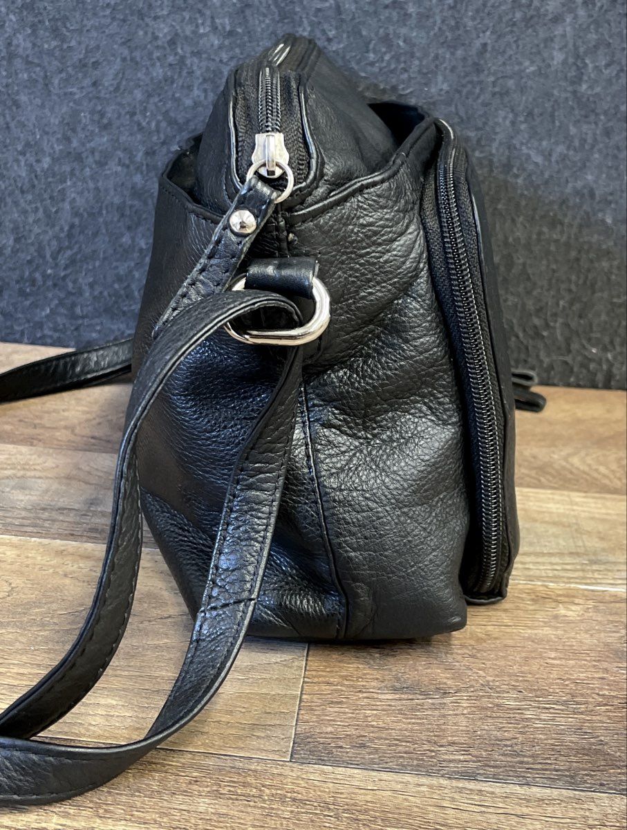 Great American Leather Works Black Leather Multi-Compartment Crossbody Bag