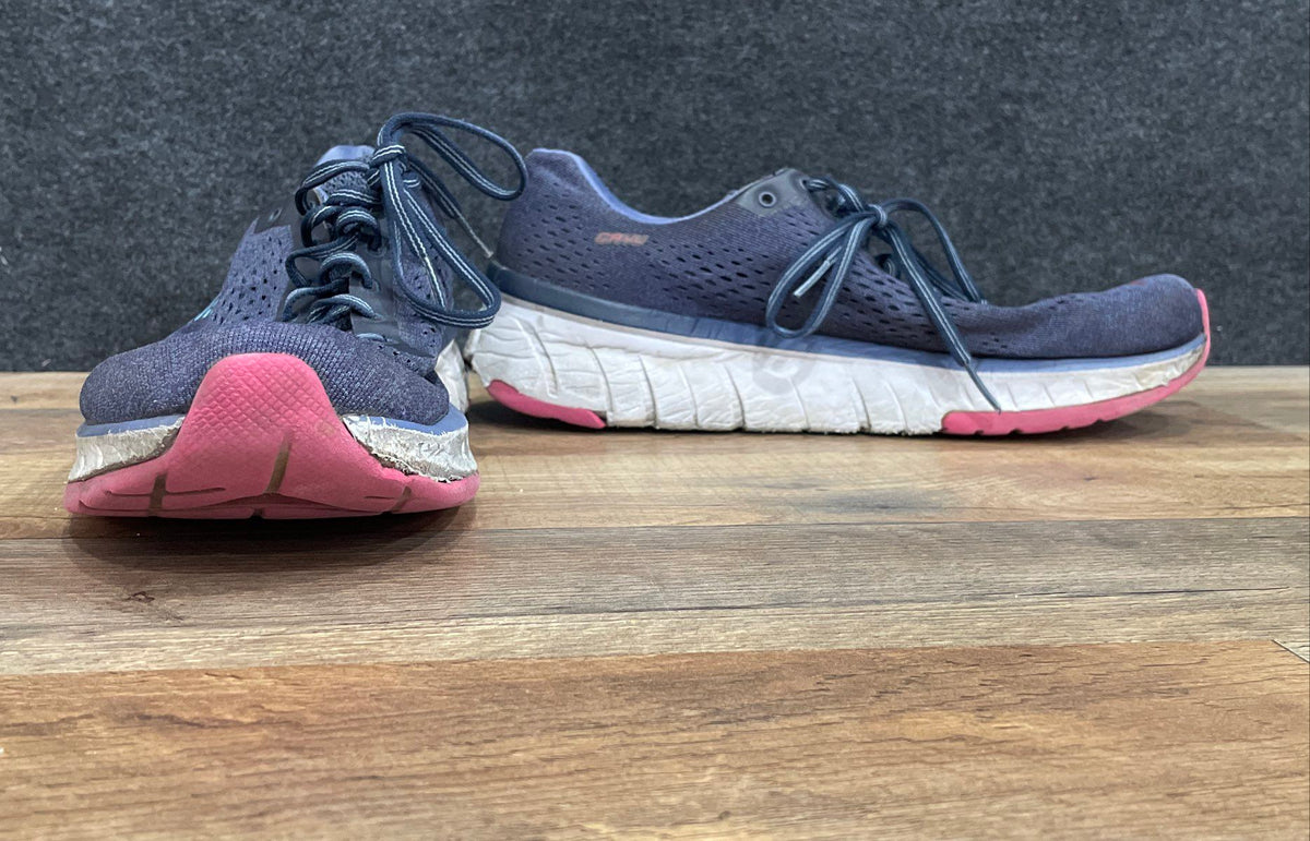Hoka Cavu Purple Pink Blue Women's Running Shoes Size 9.5