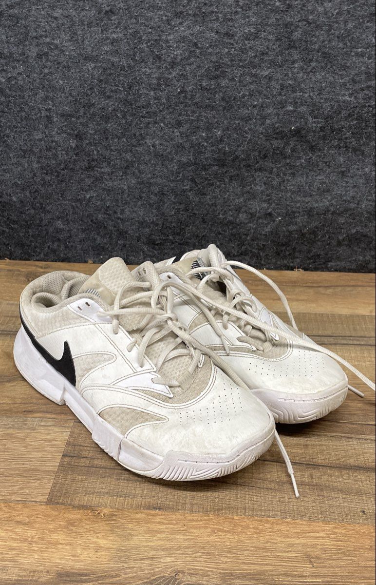 Nike Court Lite 4 White Black Tennis Shoes Size 8.5