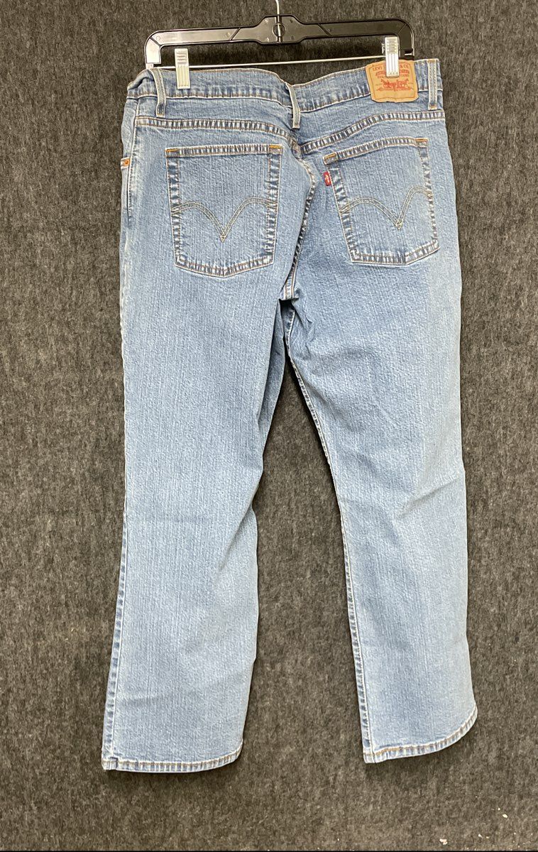 Levi's Women's Light Wash Stretch Straight Leg Denim Jeans Sz 16 S