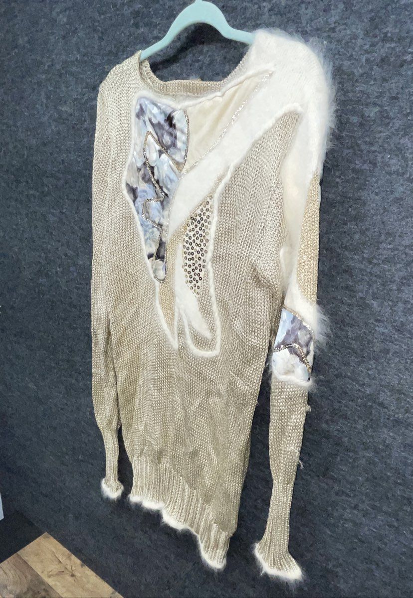 Vintage 80s Angora Blend Sequin Applique Metallic Gold Knit Sweater Sz L/XL