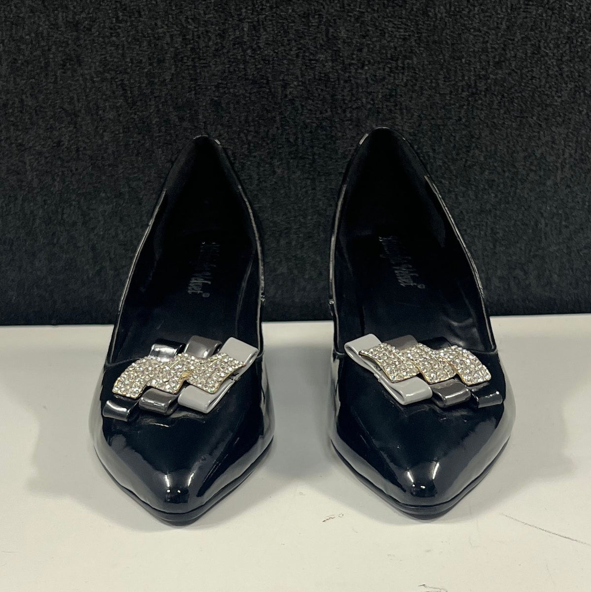 Midnight Velvet Black Patent Rhinestone Bow Pointed Toe Kitten Heels Size 10M