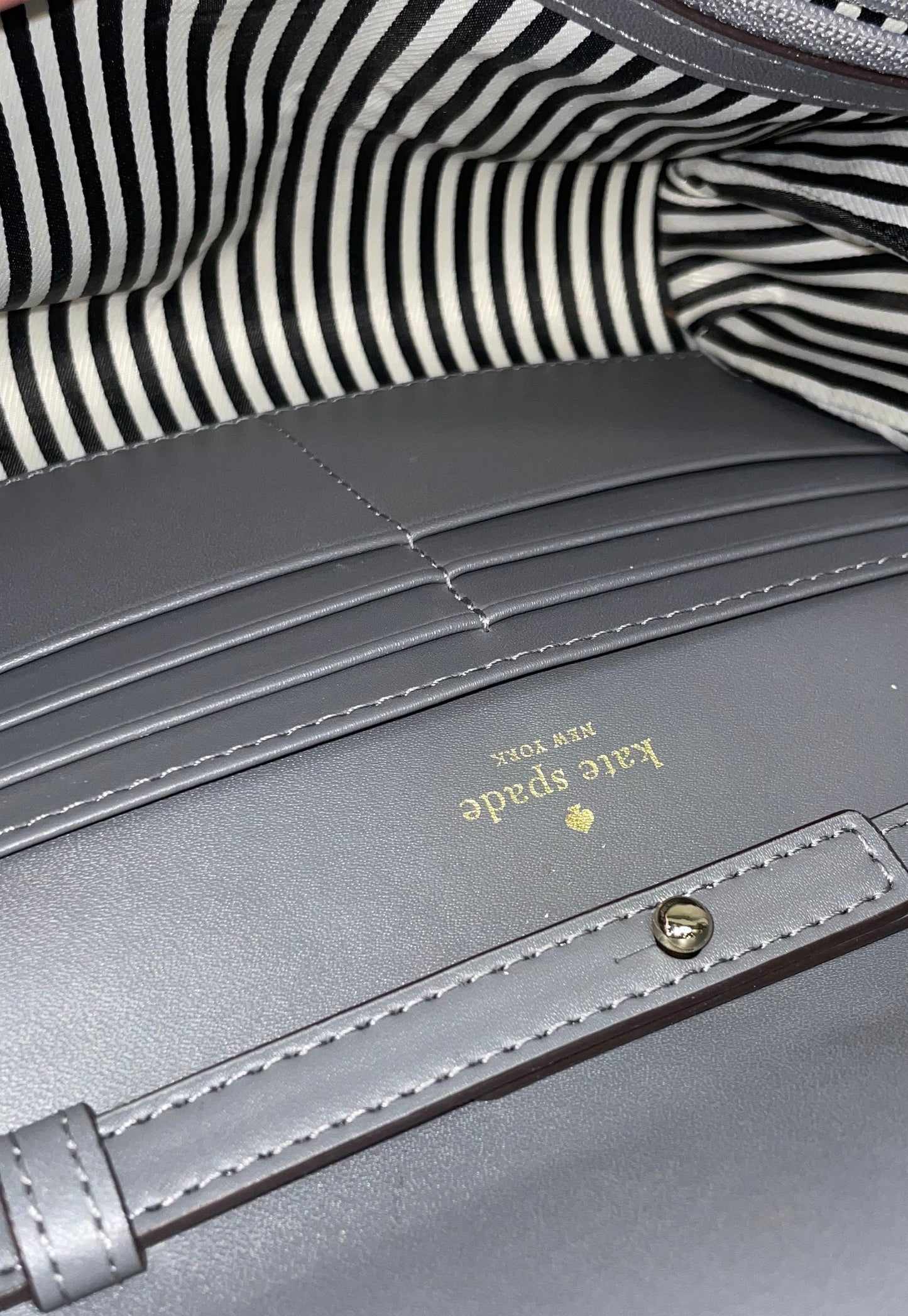 Kate Spade Grey Pebbled Leather Scalloped Grommet Crossbody Bag Wallet on Chain