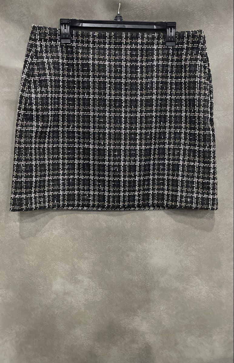 LOFT Women's Black White Plaid Tweed Metallic Gold Textured Mini Skirt Size 14