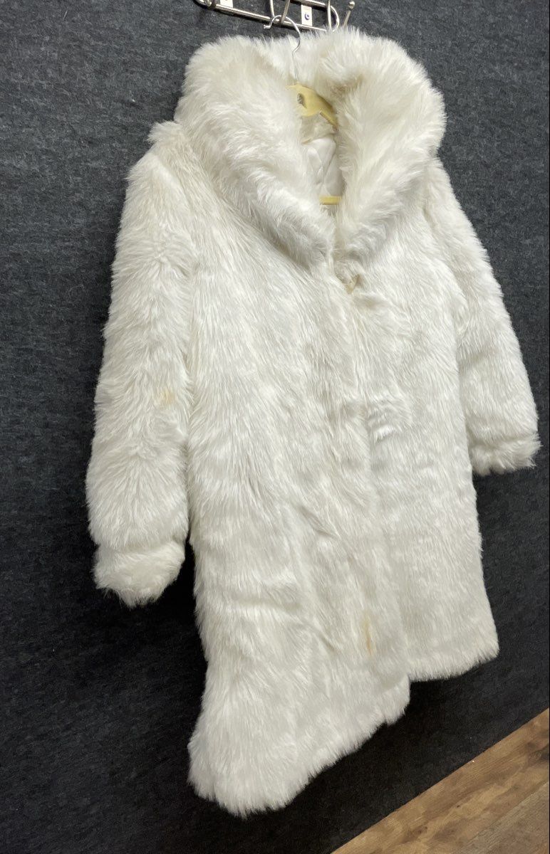 Vintage 80s White Faux Fur Coat Made in USA Quilted Lining Sz 12