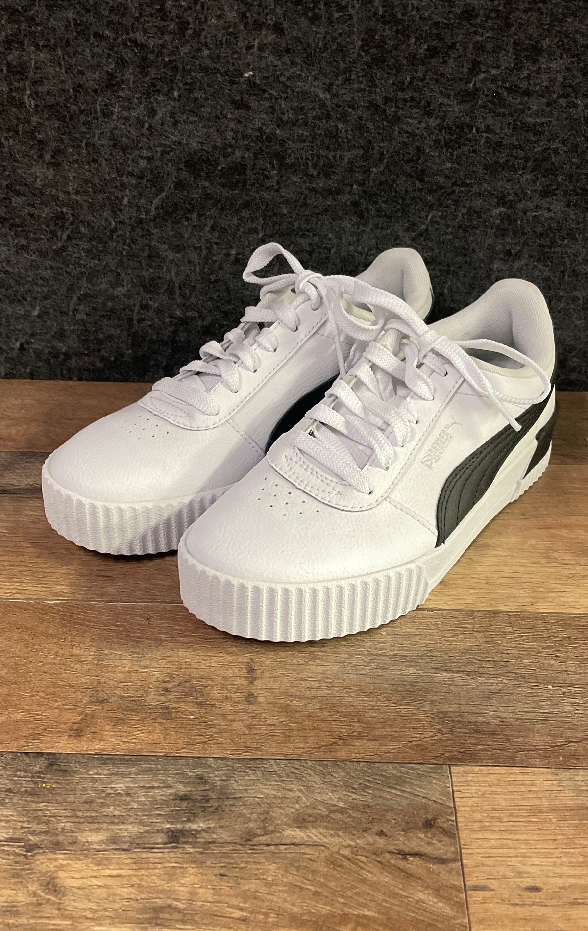 Puma Carina White Black Women's Platform Sneakers Size 6