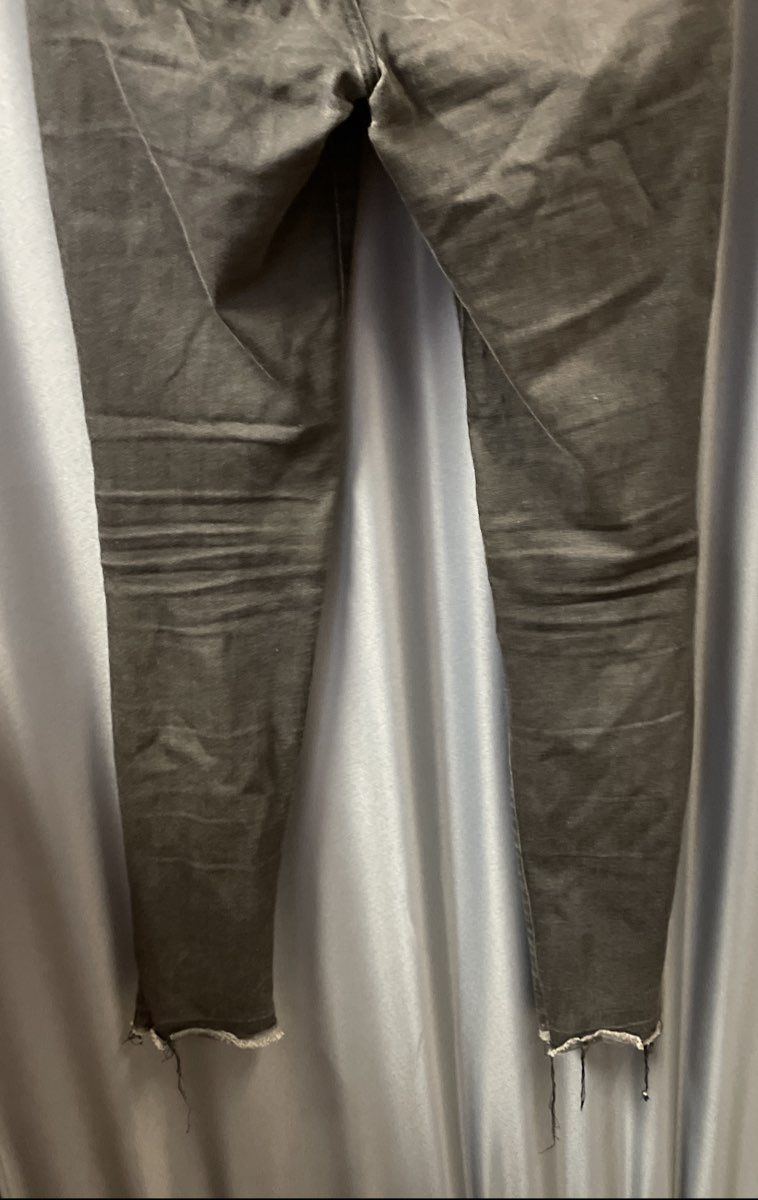 William Rast Women's Black Sculpted Highrise Distressed Ripped Knee Jeans Sz 28