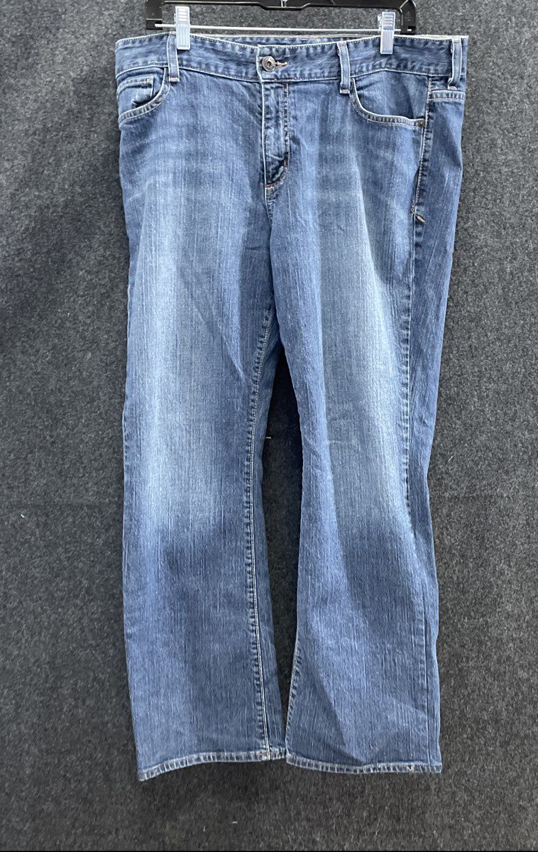 Eddie Bauer Women's Blue Classic Fit Stretch Denim Straight Leg Jeans Sz 16S