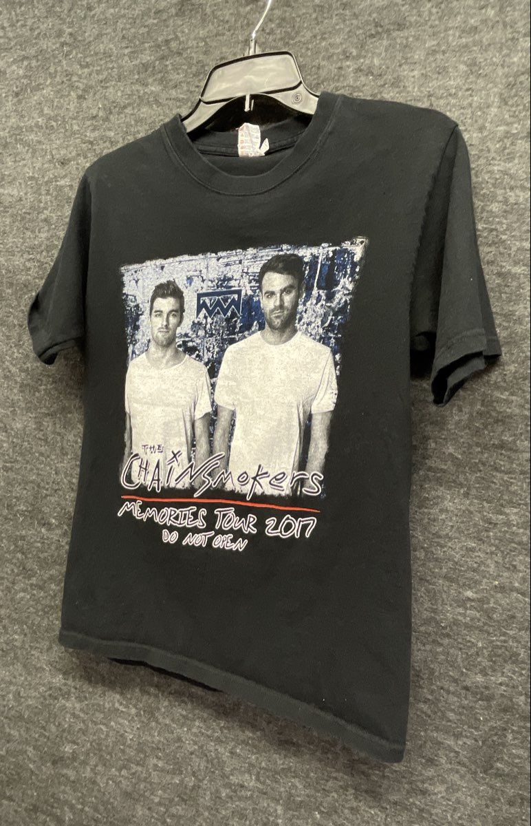 The Chainsmokers Memories Tour 2017 Do Not Open Concert T-Shirt Yazbek Sz S