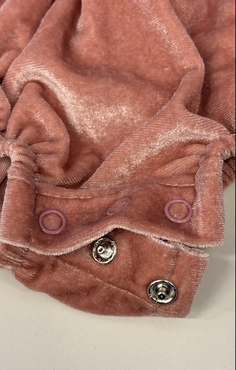 Nicole Miller New York Baby Girls Pink Velvet Ruffle Romper Sz 0/3M