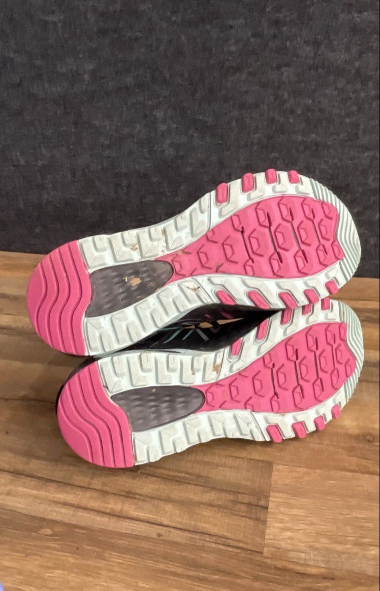 New Balance 410 Trail Black Pink Blue Women's Running Shoes Size 12