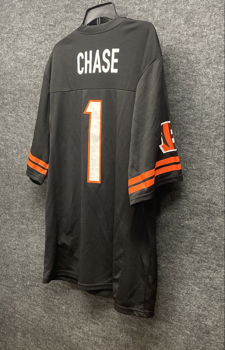 NFL Team Apparel Men's Ja'Marr Chase Cincinnati Bengals Black Jersey Sz XL