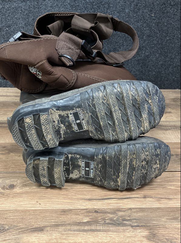 Guide Series Neoprene Chest Waders Size 8 Brown 600 Thinsulate Ultra Boots