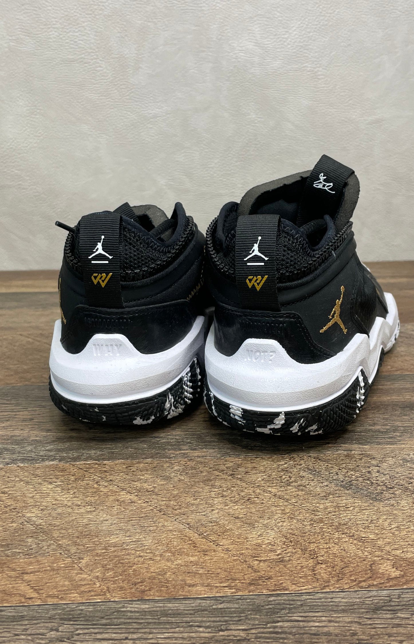 Jordan Why Not .5 GS Black Metallic Gold White Basketball Shoes Size 6Y