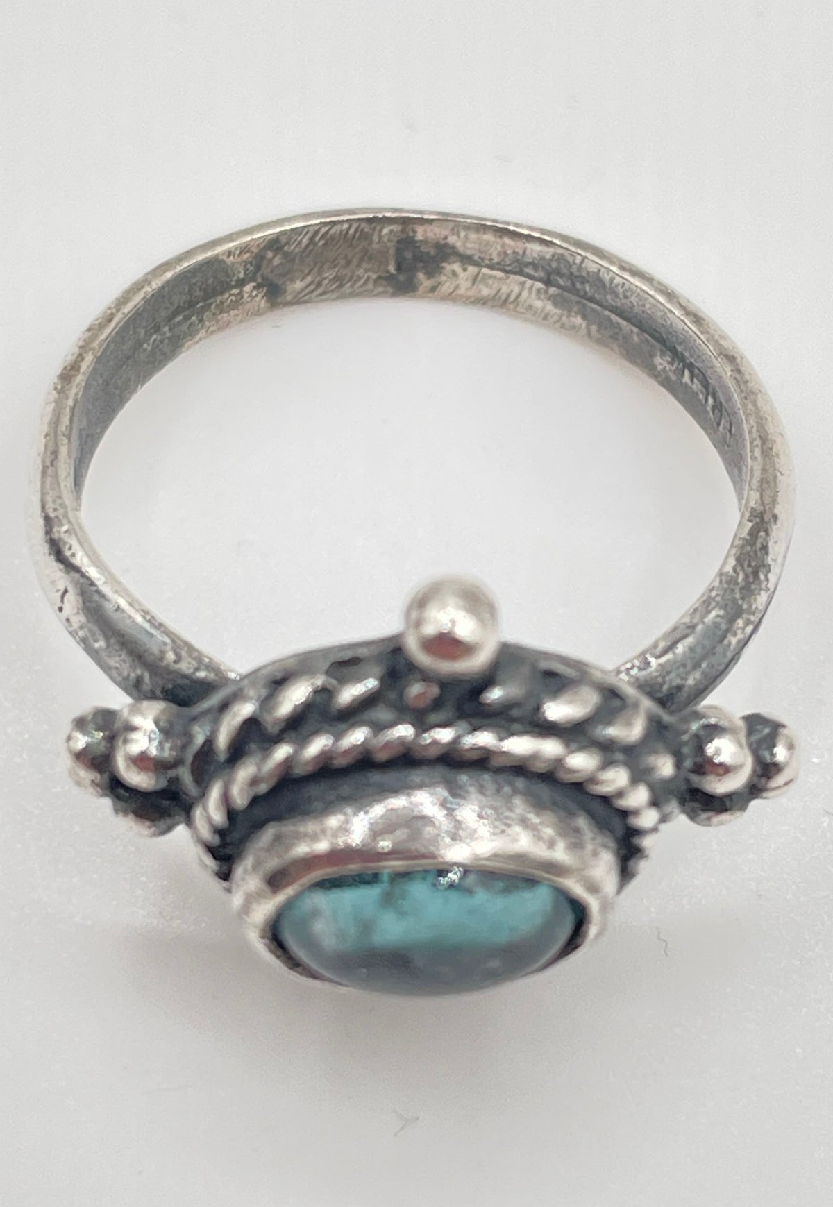 925 Sterling Silver Glass Dark Teal Stone Beaded Ring 3.4g