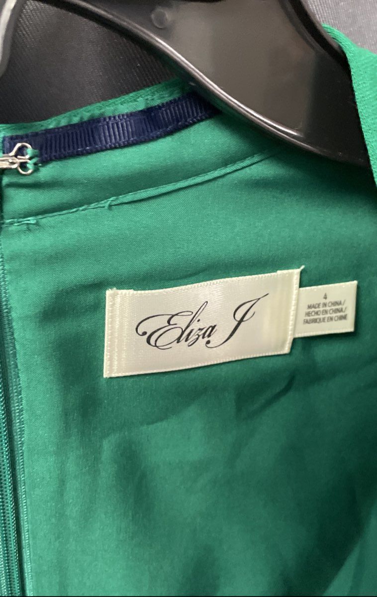 Eliza J Women's Green V-Neck 3/4 Sleeve Button Detail Sheath Dress Size 4