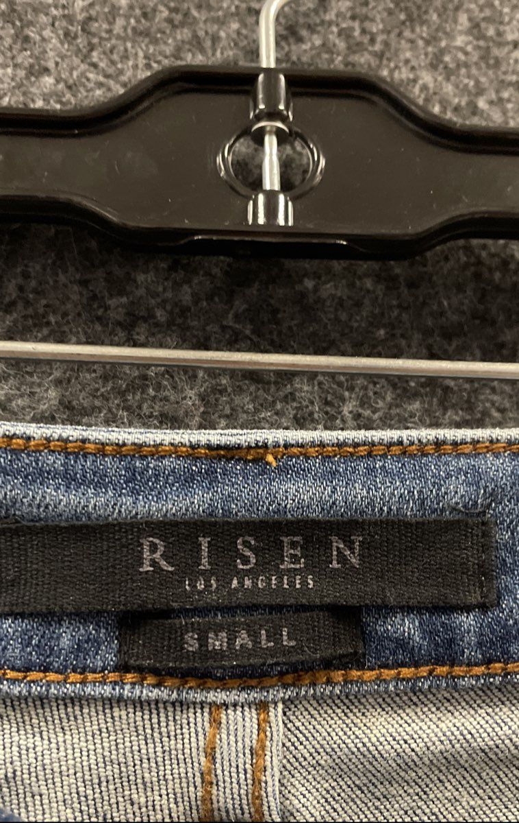Risen Women's Blue Distressed Raw Hem Bermuda Denim Shorts Sz Small