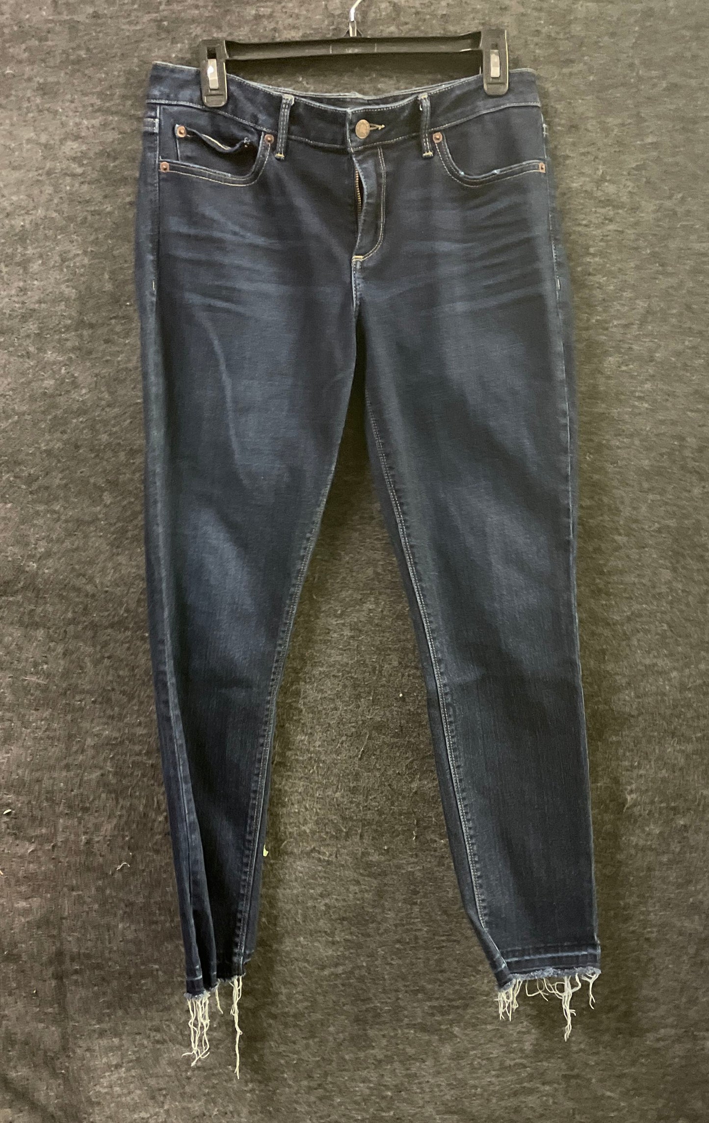 Lucky Brand Women's Jeans Dark Wash Blue Skinny Raw Fray Hem Sz 10/30
