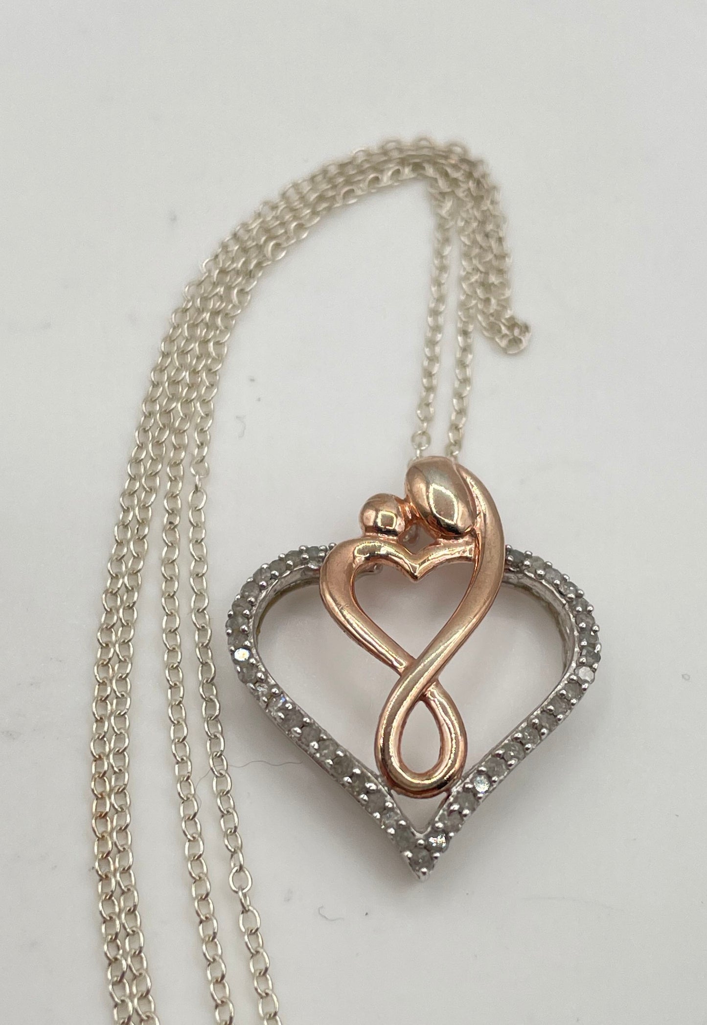 Two-Tone 925 Sterling Moissanite Parent & Child Heart Pendant Necklace 2.8g