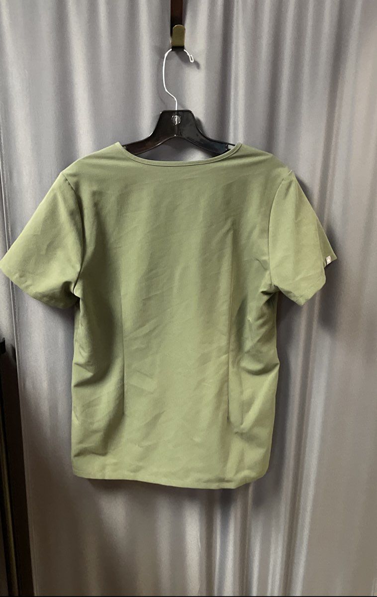 FIGS Women's Catarina V-Neck Scrub Top Green Technical Collection S