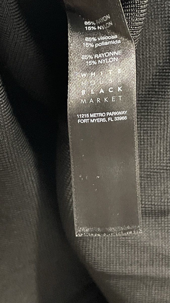 White House Black Market Women's Black Ribbed Cold Shoulder Mock Neck Top Sz XS