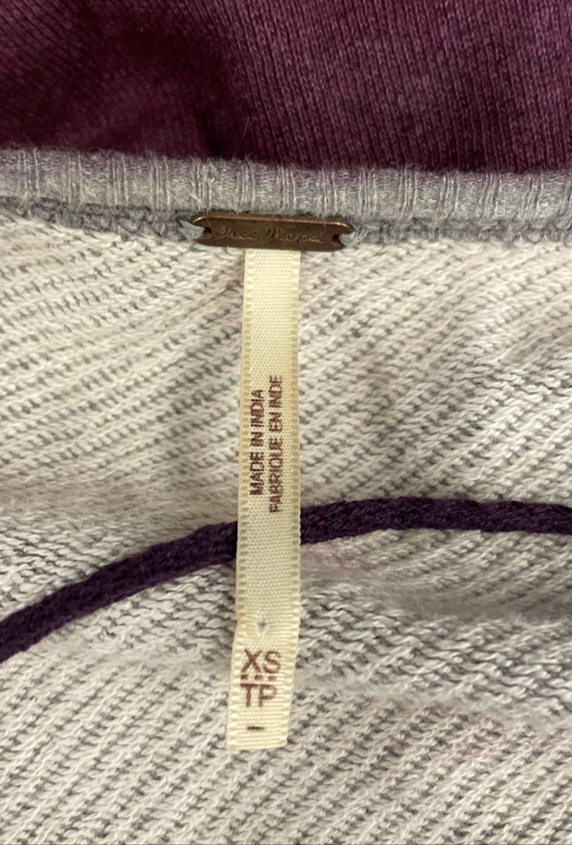 Free People Women's Plum Purple Beaded Sleeve Cropped Sweatshirt Pullover Sz XS