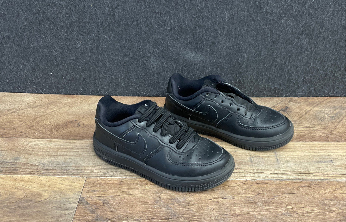 Nike Force 1 Low Triple Black Youth Kids Sneakers Size 11C