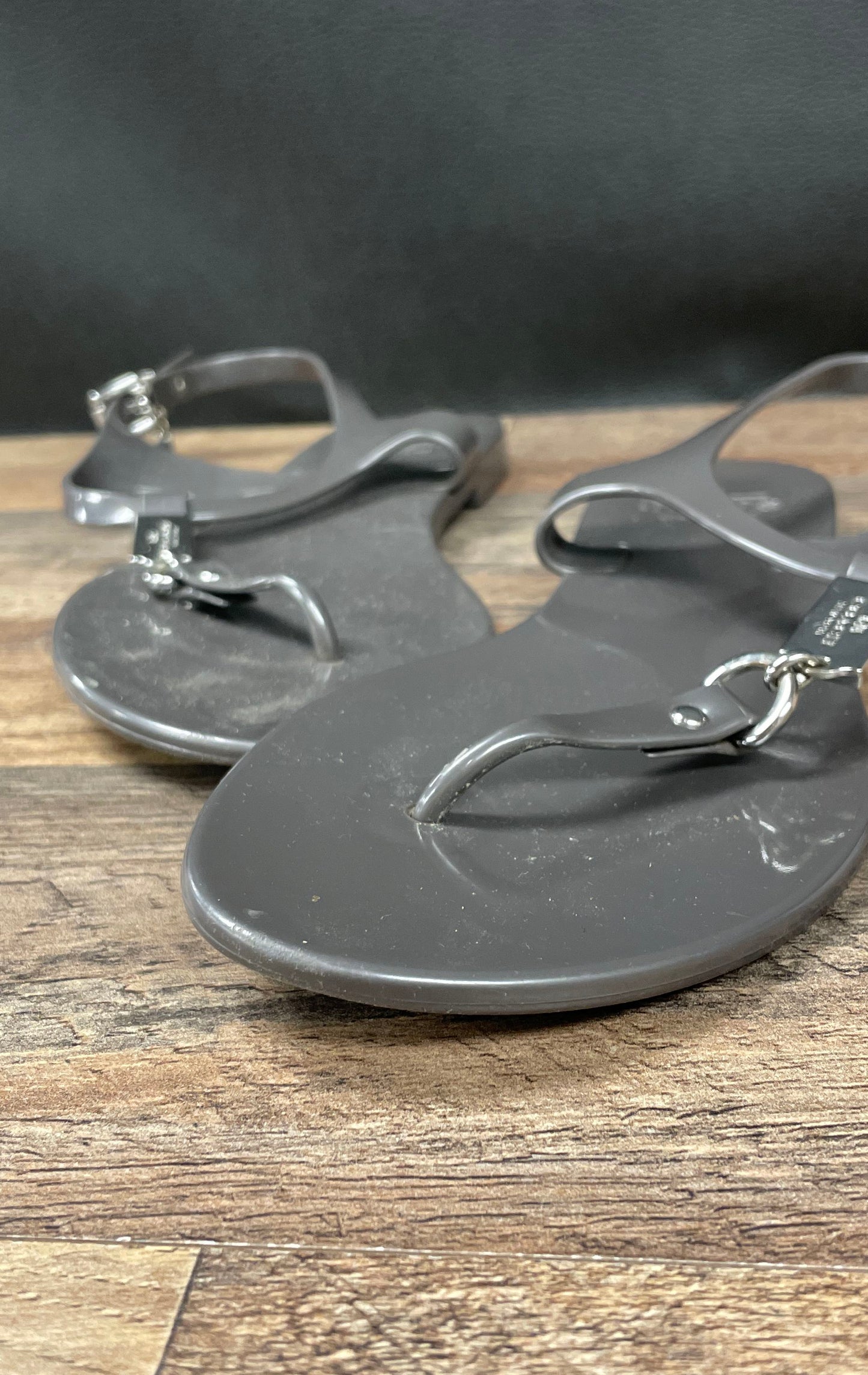 Coach Plato Grey Jelly Thong Ankle Strap Sandals Womens Size 8B A8890