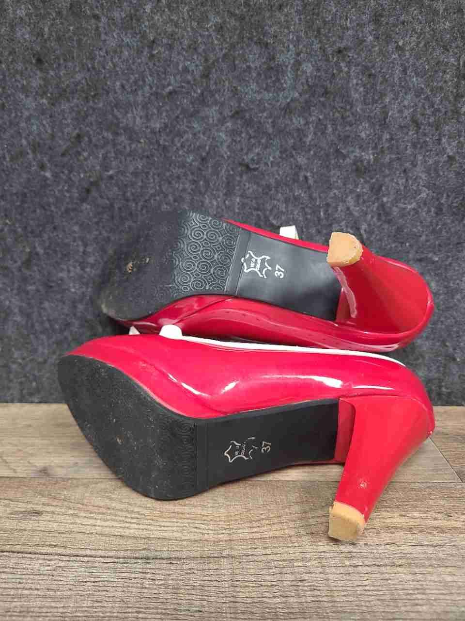 Pixie Cove Red White Patent Rockabilly Pinup Platform T-Strap Bow Heels Size 37