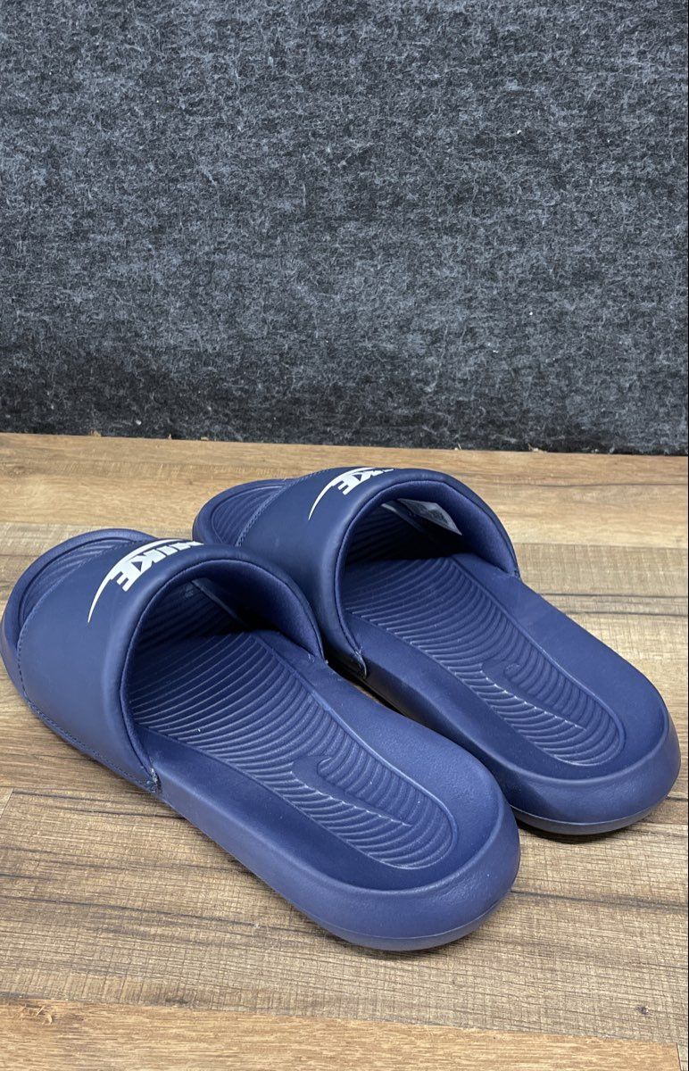 Nike Victori One Men's Navy Blue White Slide Sandals Size 8