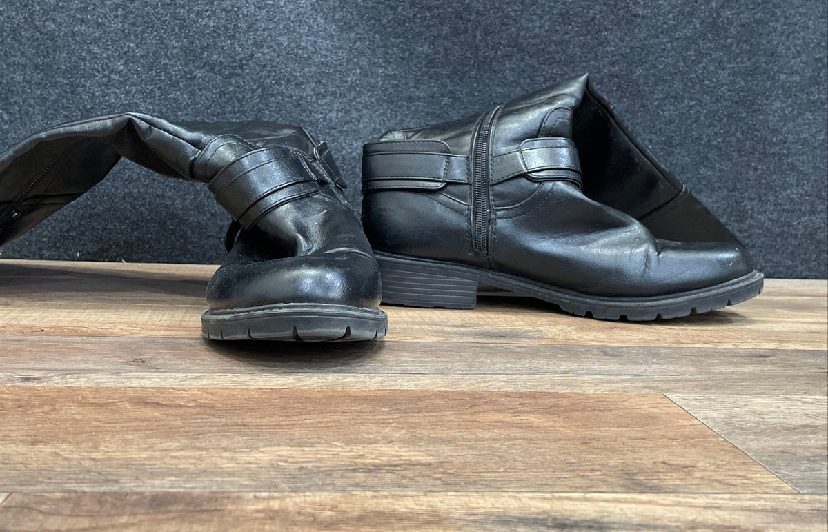 GBG Guess Black Faux Leather Tall Harness Zip Moto Boots Size 10
