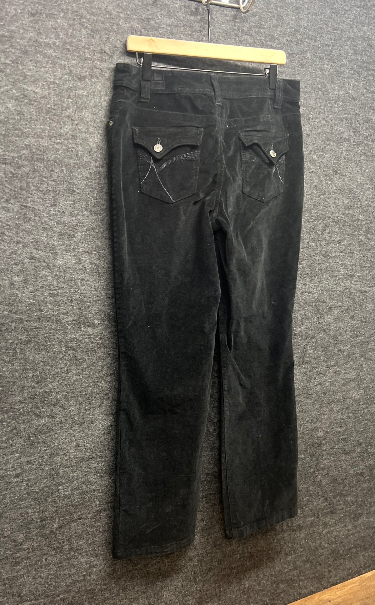 Sonoma Women's Black Corduroy Straight Leg Petite Pants Sz 12P