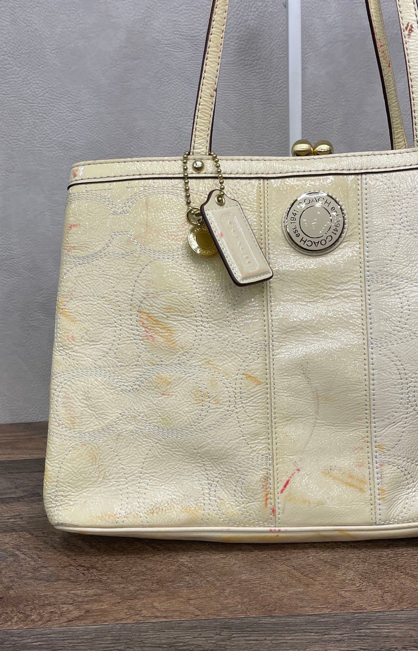 Coach Cream Signature Patent Leather Kiss Lock Tote Bag Gold Hardware