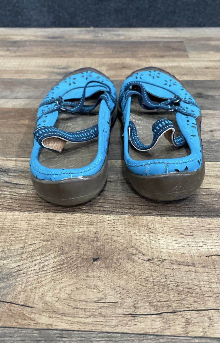 Muk Luks Blue Laser Cut Strappy Slingback Flats Women's Size 7