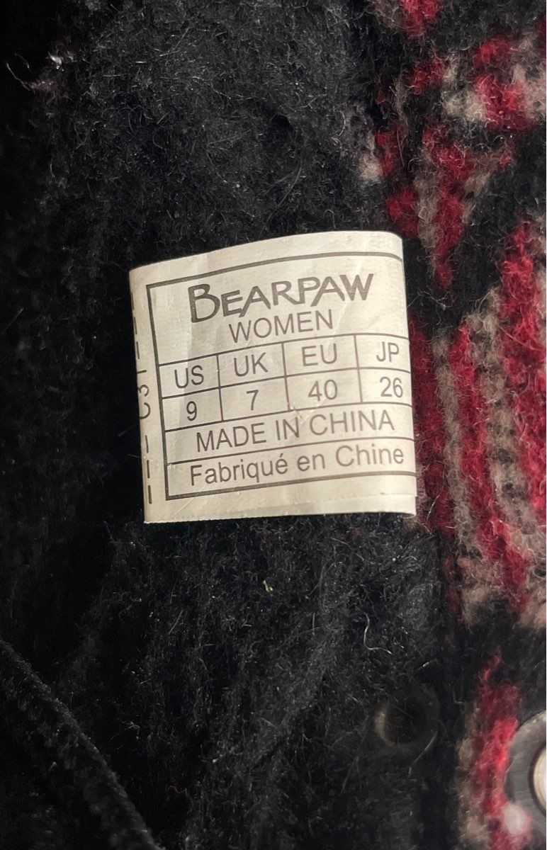 Bearpaw Women's Black Suede Hiker Lace Up Winter Boots Patterned Size 9