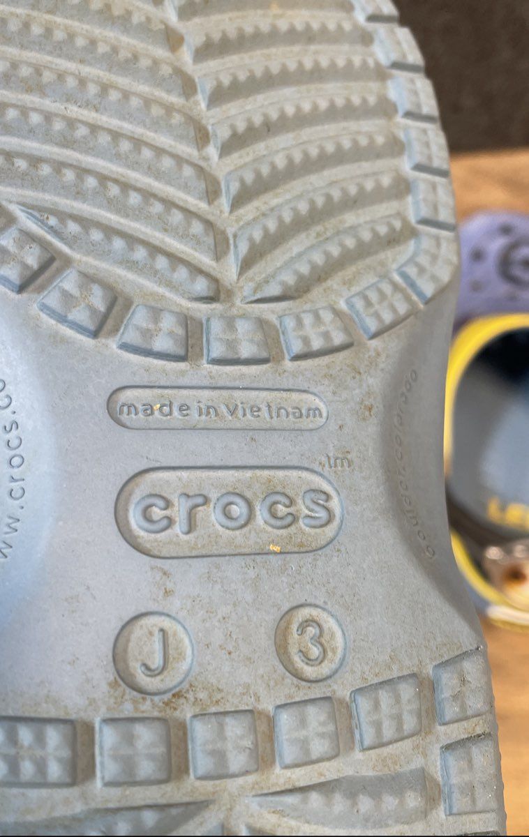 Crocs Classic Clog Blue Yellow Kids Clogs Minions Size J3