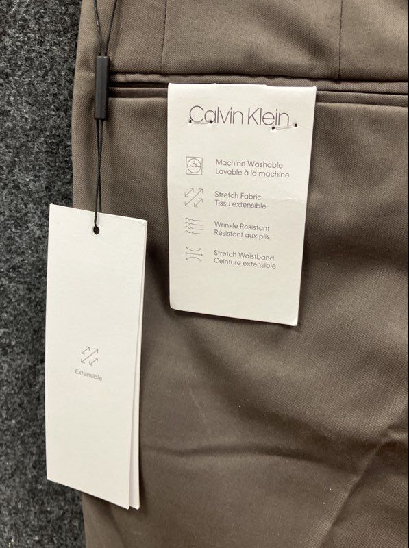 Calvin Klein Men's Jinny Dress Pants Taupe Stretch Wrinkle Resistant 32x30 NWT