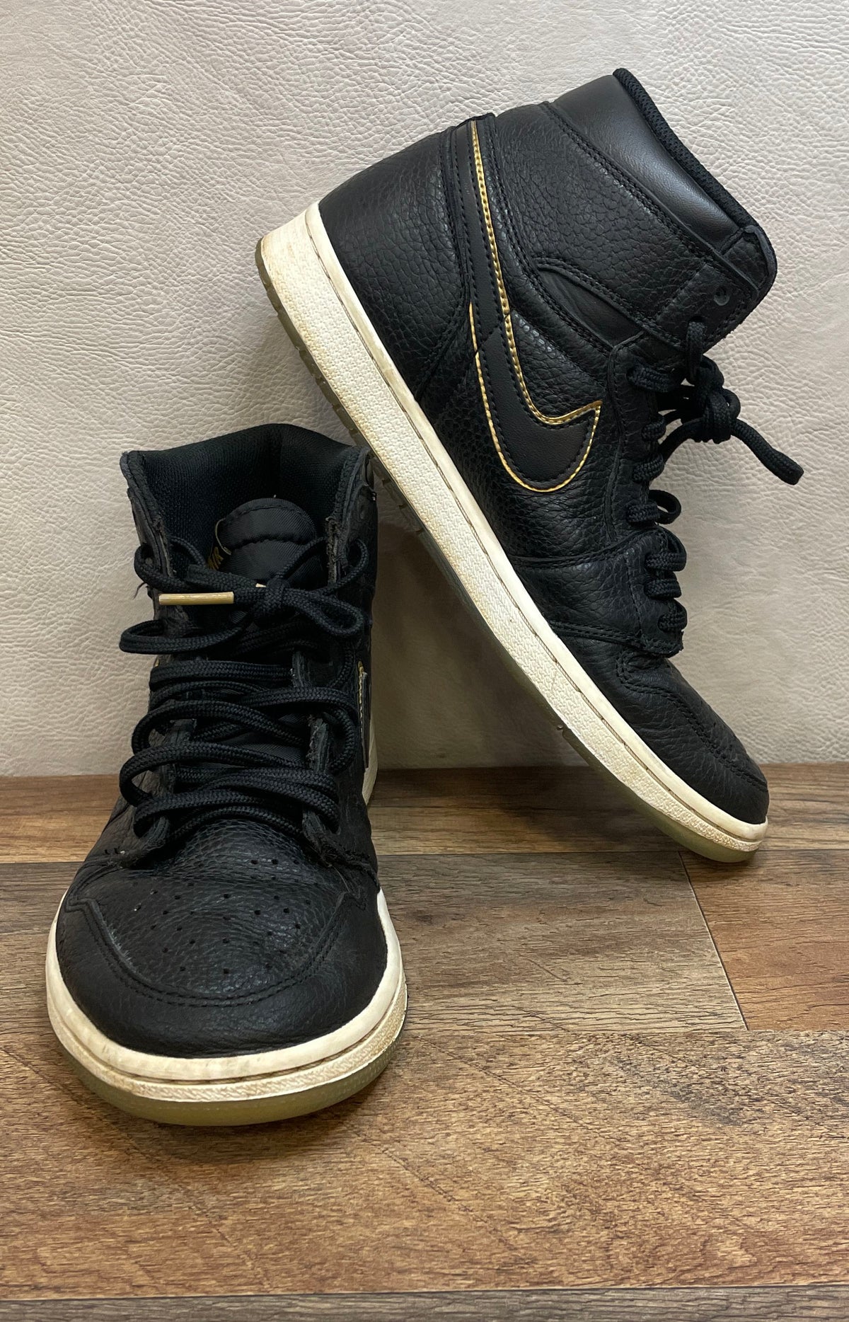 Nike Air Jordan 1 Retro High OG City of Flight Black Gold Size 9.5