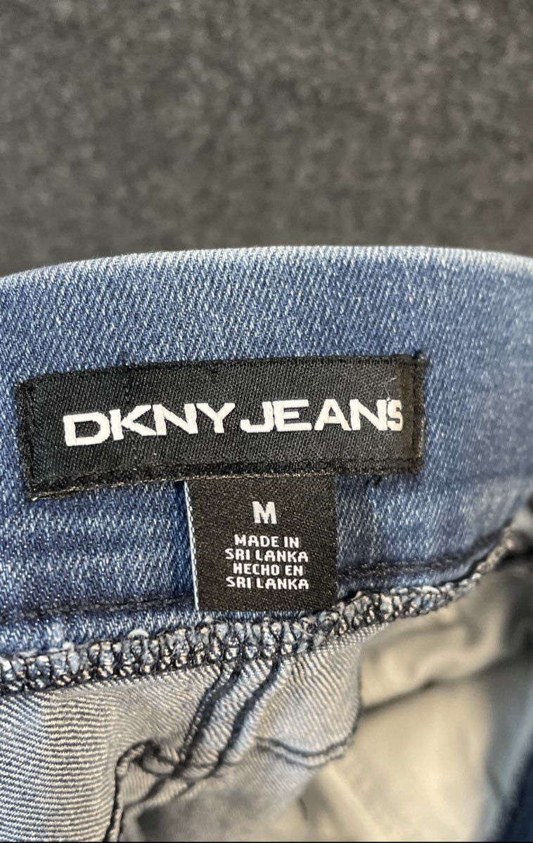 DKNY Jeans Women's Blue Stretch Denim Pull On Bermuda Shorts Size M