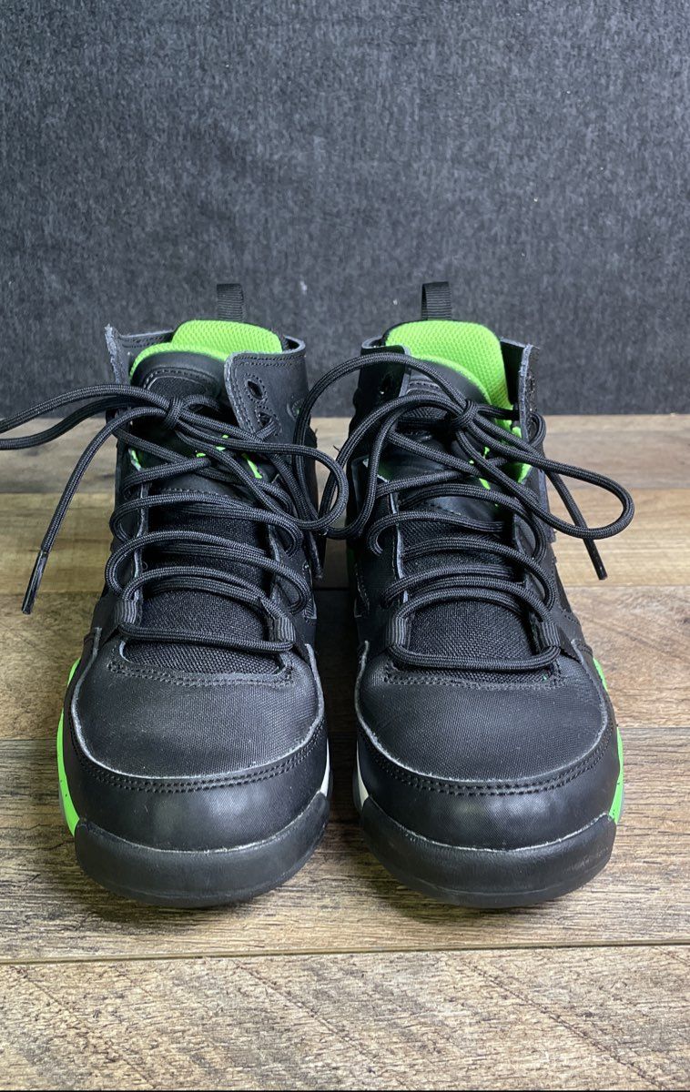 Nike Air Jordan Flight Club '91 Black Green Strike Youth Size 4.5Y