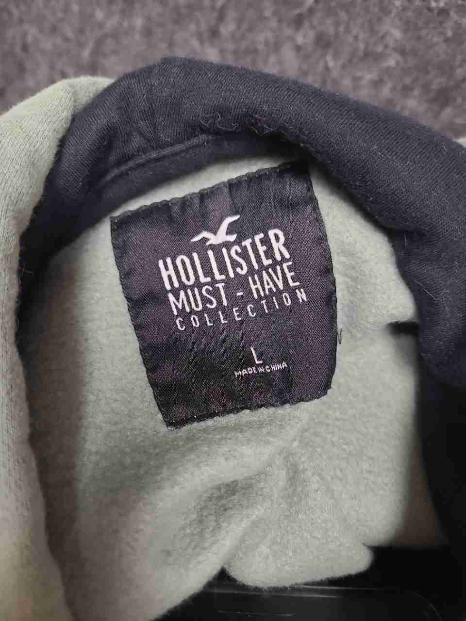 Hollister Men's Sage Green Logo Tape Sleeve Pullover Hoodie Sweatshirt Sz L