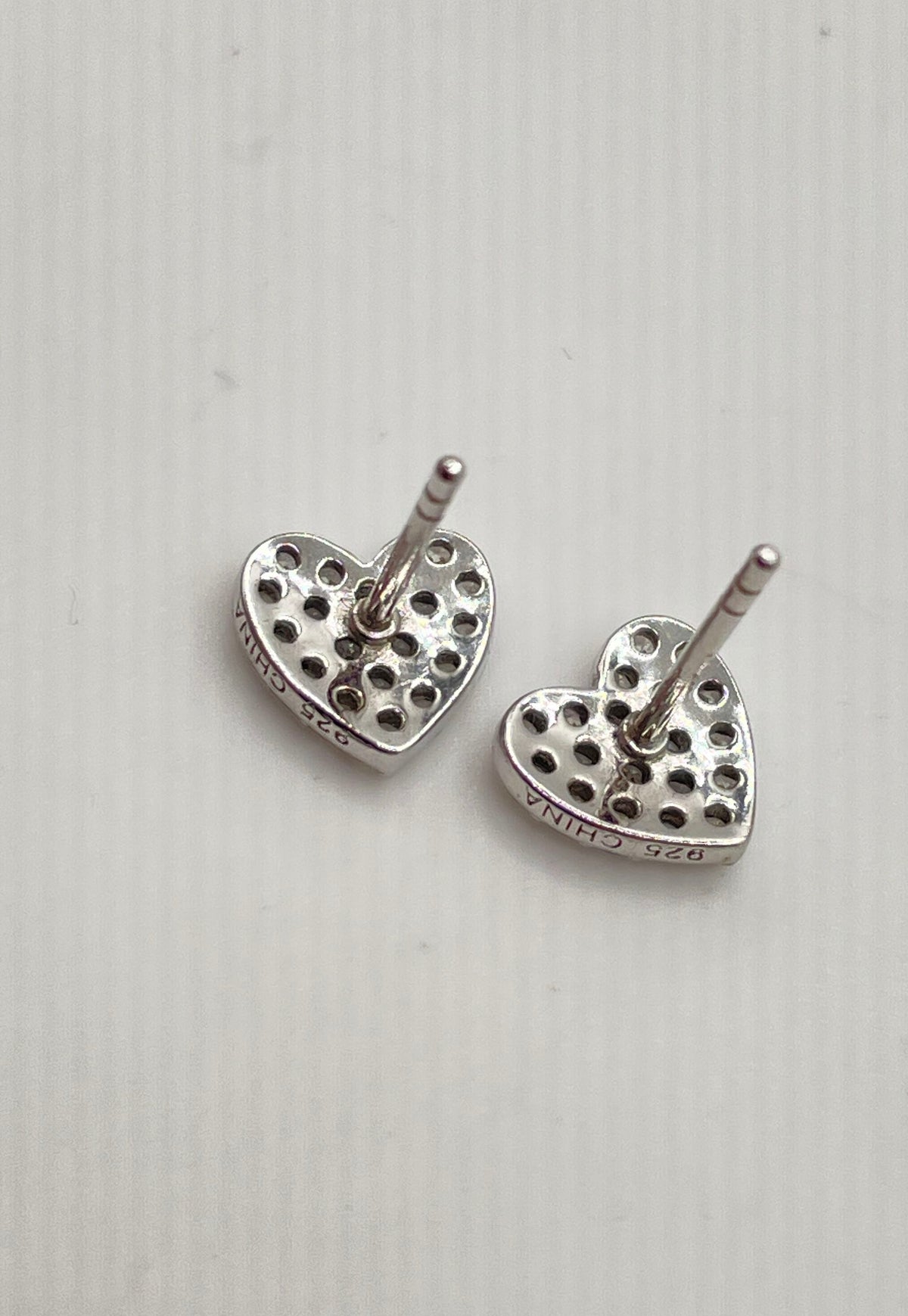 925 Sterling Silver Pavé CZ Heart Stud Earrings 1.4g