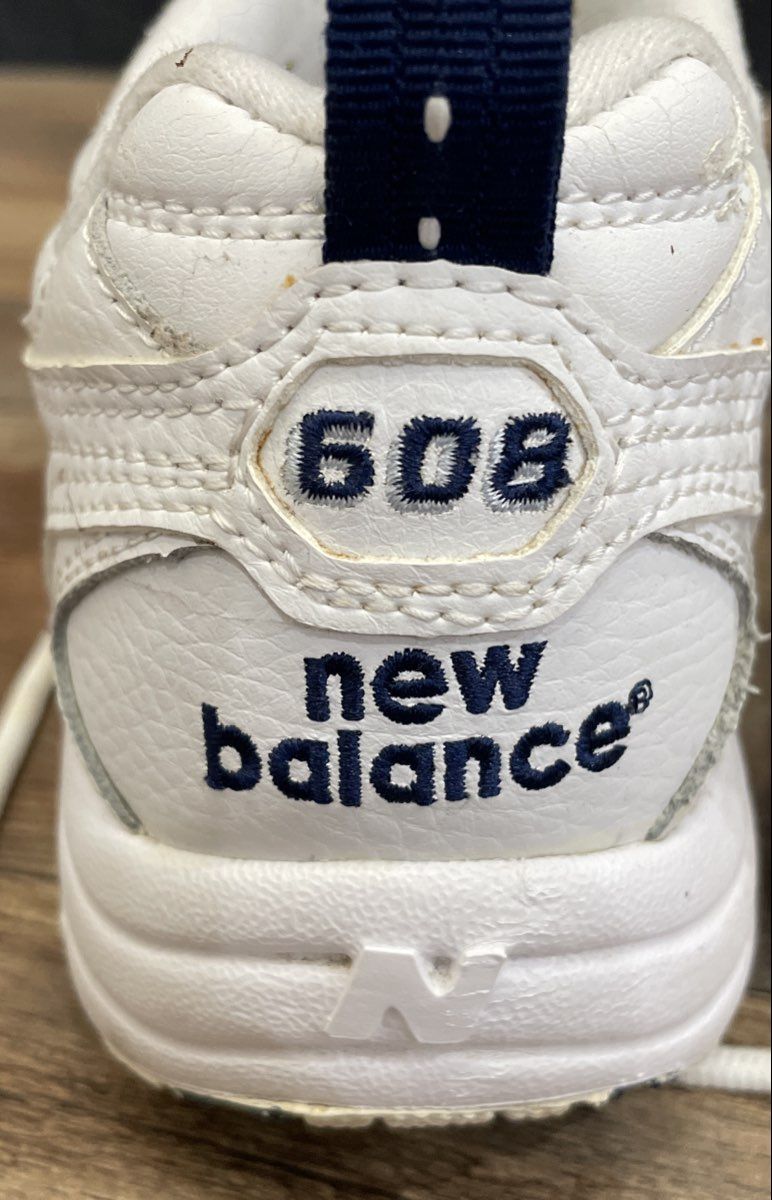 Vintage 2005 New Balance 608 WX608WT White Navy Women's Training Shoes Size 7 B
