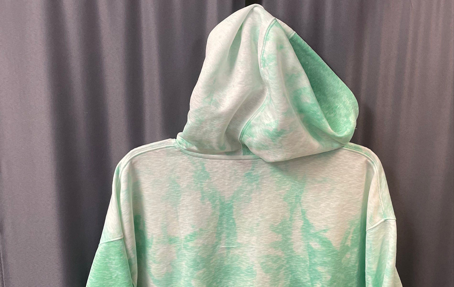 Nike Men's Green White Tie-Dye Dri-FIT Pullover Hoodie Sz L