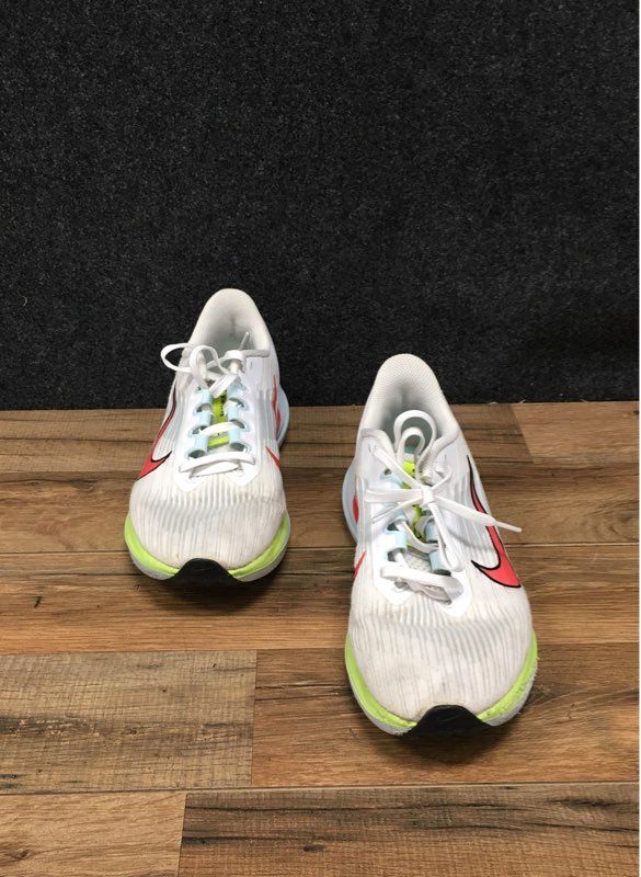 Nike Air Winflo 9 White Crimson Running Shoes DX3352-100 Women's Size 8