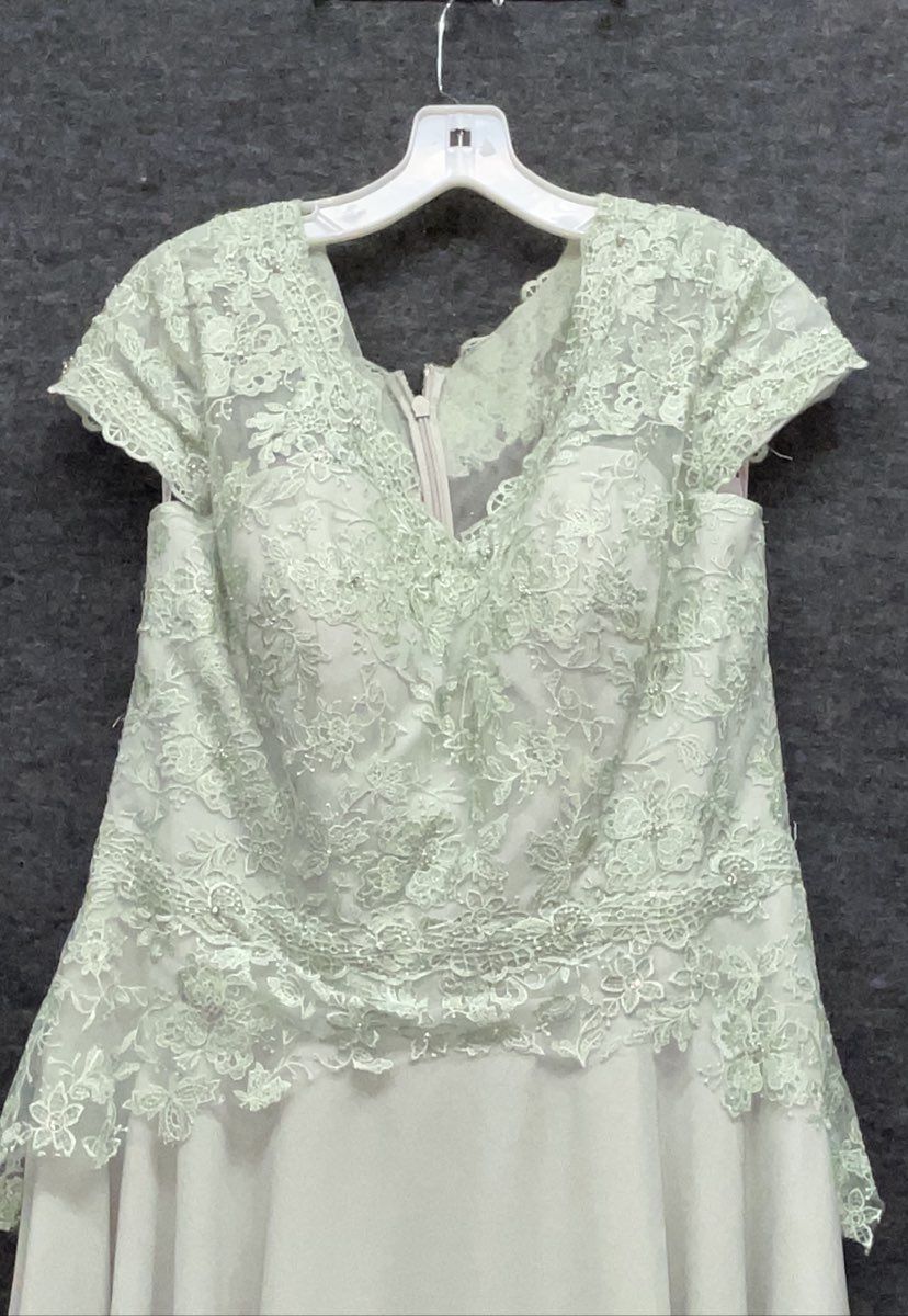 JJ's House Women's Celadon Green Lace A-Line Formal Dress Mother of Bride NWT 16